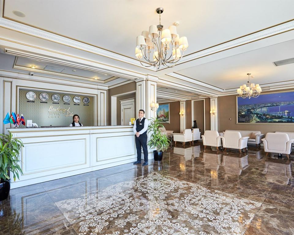 Boulevard Side Hotel