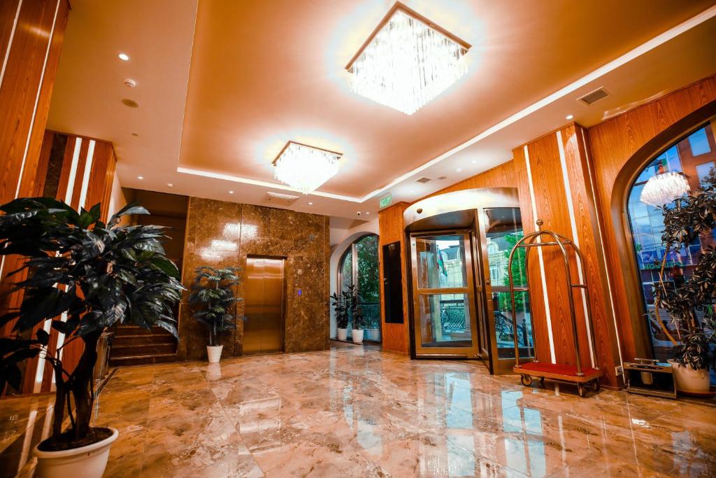 Regal Inn Hotel