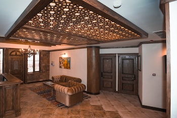 Maajid Hotel & Restaurant