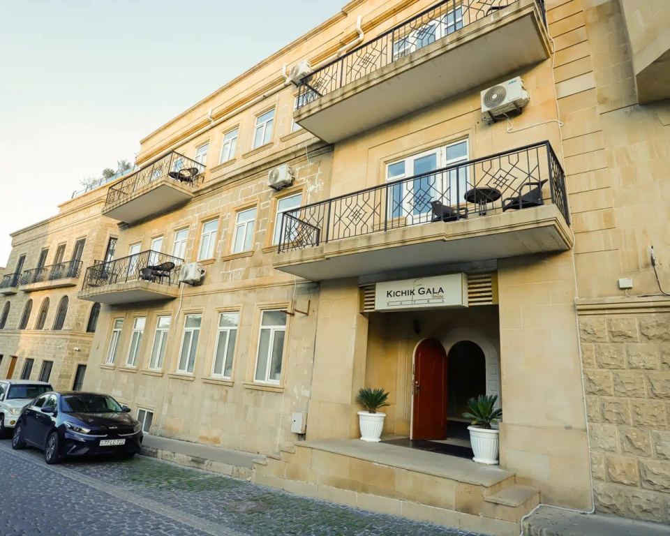 Kichik Gala Hotel