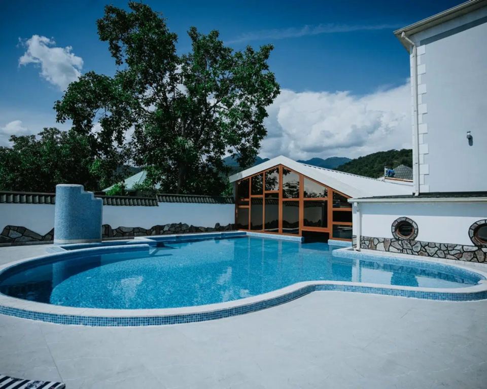 LakeSide Hotel & Spa